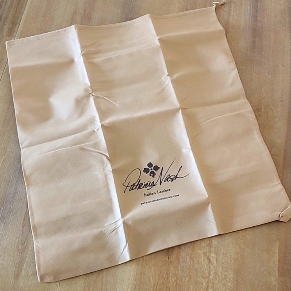 Patricia Nash Dust Drawstring Cover